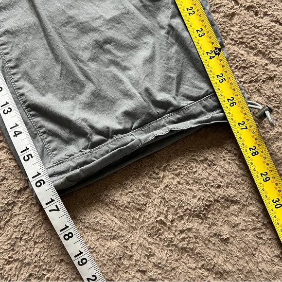 Democracy Capri Cargo Shorts Women’s Size 10 - Picture 7 of 7